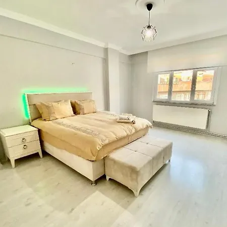 Flat Close To Popular Malls In Kagithane شقة *